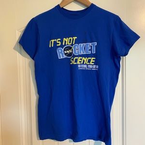 Girls blue short sleeve T,It’s not Rocket Science